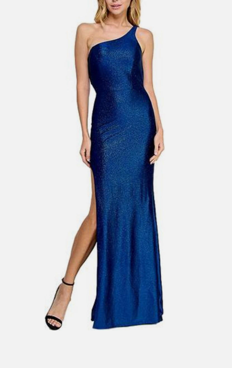 Blue one-shoulder dress with a slit on a white background